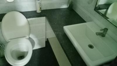 Bathroom Image of 1701 Sq.ft 3 BHK Apartment / Flat for sale in Sansar Srishti's Palazzo, Shankar Nagar Raipur for Rs. 10500000