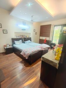 Bedroom Image of 2200 Sq.ft 3 BHK Builder Floor for sale in Navjeevan Vihar New Delhi for Rs. 67500000