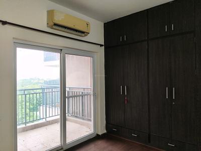 Bedroom Image of 2085 Sq.ft 3.5 BHK Apartment / Flat for rent in Spaze Privy, Sector 72 Gurgaon for Rs. 60000
