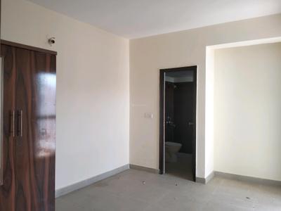 Bedroom Image of 1300 Sq.ft 3 BHK Apartment / Flat for rent in BCC Bharat City, Indraprashtha Yojna Ghaziabad for Rs. 12000