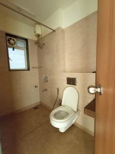 Bathroom Image of 950 Sq.ft 2 BHK Apartment / Flat for sale in Godrej Prime, Chembur Mumbai for Rs. 19500000