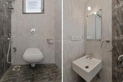 Bathroom Image of 2580 Sq.ft 4 BHK Apartment / Flat for sale in Versova Heaven, Andheri West Mumbai for Rs. 107500000