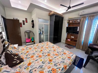Bedroom Image of 2317 Sq.ft 3.5 BHK Duplex for sale in Atharv Royal Green City, Morta Village Ghaziabad for Rs. 11000000