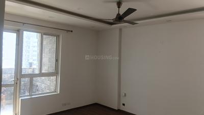 Bedroom Image of 2764 Sq.ft 4 BHK Apartment / Flat for rent in The 3C Lotus Boulevard Espacia, Sector 100 Noida for Rs. 75000