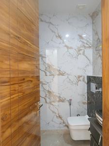 Common Bathroom Image of 756 Sq.ft 2 BHK Builder Floor for sale in Paschim Vihar New Delhi for Rs. 13800000