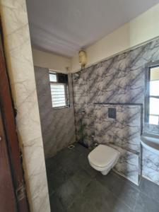 Bathroom Image of 600 Sq.ft 1 BHK Apartment / Flat for rent in Siddhi Highland Springs, Thane West Thane for Rs. 27000
