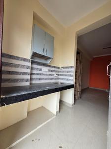 Kitchen Image of 372 Sq.ft 1 RK Apartment / Flat for rent in Sector 72 Noida for Rs. 12599