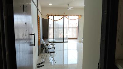 Living Room Image of 1044 Sq.ft 2 BHK Apartment / Flat for sale in Shapoorji Vanaha, Bavdhan Pune for Rs. 9500000