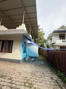 Image of 5000 Sq.ft 4 BHK Independent House for sale in Vandanam, Alappuzha for Rs. 12000000