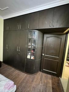 Bedroom Image of 1850 Sq.ft 3.5 BHK Apartment / Flat for rent in DDA SFS, Sarita Vihar New Delhi for Rs. 52000