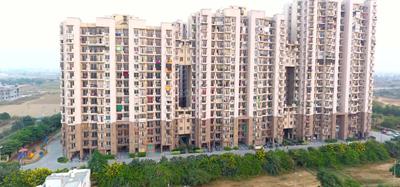 Image of 1000 Sq.ft 3 BHK Apartment / Flat for sale in Aditya Luxuria Estate, Bamheta Village, Ghaziabad for Rs. 7792701