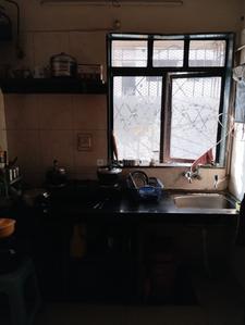 Kitchen Image of 600 Sq.ft 1 BHK Apartment / Flat for sale in Thane West Thane for Rs. 10000000