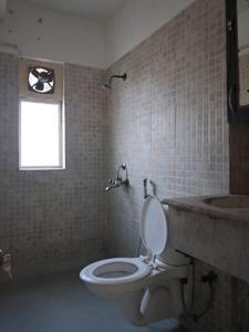 Common Bathroom Image of 1069 Sq.ft 2 BHK Apartment / Flat for sale in Paras Tierea, Sector 137 Noida for Rs. 9200000