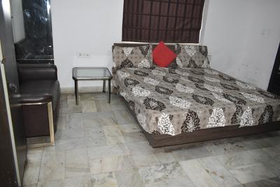 Bedroom Image of Roomsoom in Sector 27, Noida