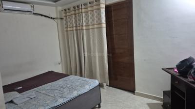 Bedroom Image of 200 Sq.ft 1 BHK Builder Floor for rent in Ansal Golf Links 1 Greater Noida for Rs. 13000