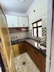 Kitchen Image of 450 Sq.ft 1 BHK Independent House for sale in Karol Bagh New Delhi for Rs. 6700000