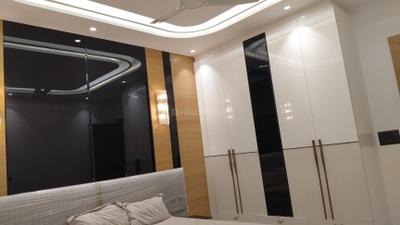 Bedroom Image of 1800 Sq.ft 3 BHK Builder Floor for sale in Vikaspuri New Delhi for Rs. 36000000