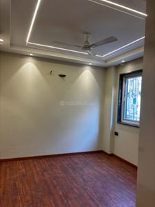 Bedroom Image of 1200 Sq.ft 3 BHK Builder Floor for sale in Chittaranjan Park New Delhi for Rs. 36000000