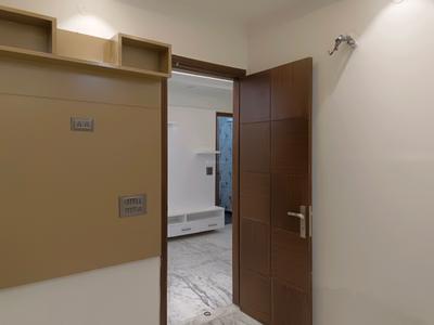 Bedroom Image of 850 Sq.ft 3 BHK Builder Floor for sale in Sector 23 Rohini New Delhi for Rs. 9500000