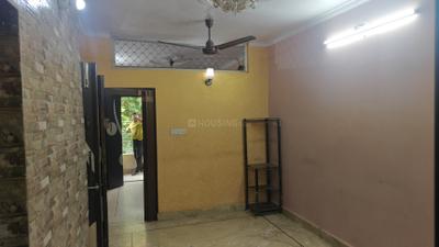 Living Room Image of 700 Sq.ft 1.5 BHK Apartment / Flat for rent in Paschim Vihar New Delhi for Rs. 13125