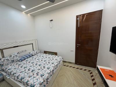 Bedroom Image of 1426 Sq.ft 3 BHK Builder Floor for sale in Mukherjee Nagar New Delhi for Rs. 13000000