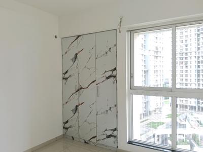 Bedroom Image of 900 Sq.ft 2 BHK Apartment / Flat for rent in Godrej Emerald by Godrej Properties Ltd. , Kasarvadavali Thane for Rs. 28000