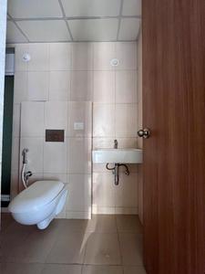Bathroom Image of 900 Sq.ft 2 BHK Apartment / Flat for sale in Godrej Emerald, Thane West Thane for Rs. 10900000