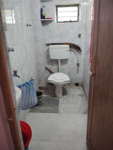 Bathroom Image of 676 Sq.ft 2 BHK Apartment / Flat for sale in Behala Kolkata for Rs. 3000000
