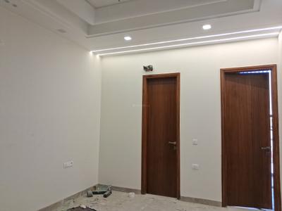Bedroom Image of 1800 Sq.ft 3 BHK Builder Floor for sale in Paschim Vihar New Delhi for Rs. 40000000