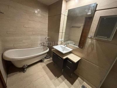 Bathroom Image of 4500 Sq.ft 4 BHK Builder Floor for sale in Panchsheel Park New Delhi for Rs. 120000000