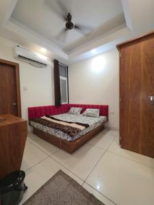Bedroom Image of 325 Sq.ft 1 RK Studio for rent in Scheme No 113 Indore for Rs. 11999