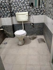 Bathroom Image of 950 Sq.ft 2 BHK Independent House for rent in Para Lucknow for Rs. 7000
