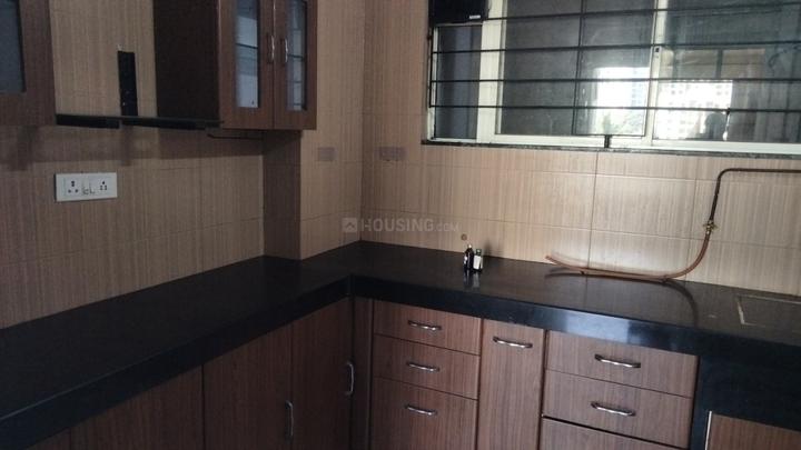 Belvalkar Lorelle Main Image 1