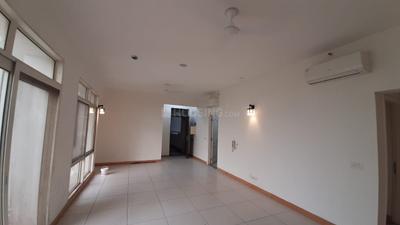 Image of 710 Sq.ft 1 RK Studio for sale in Godrej Golf Link, Jaypee Greens, Greater Noida for Rs. 8000000
