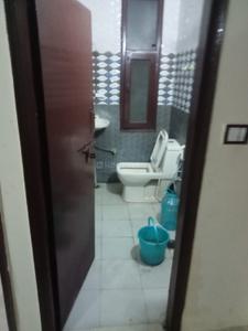 Bathroom Image of 800 Sq.ft 1 BHK Villa for rent in Gardenia Glory, Sector 46 Noida for Rs. 21000