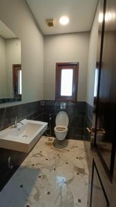 Bathroom Image of 7200 Sq.ft 5 BHK Builder Floor for rent in Panchsheel Park New Delhi for Rs. 425000