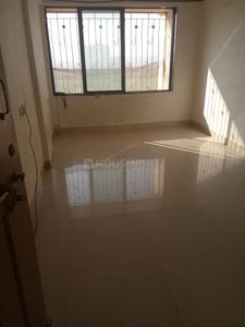 Bedroom Image of 600 Sq.ft 1 BHK Apartment / Flat for rent in Kandivali West Mumbai for Rs. 38000