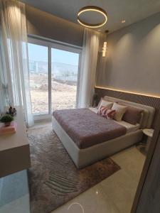 Bedroom Image of 2424 Sq.ft 3 BHK Apartment / Flat for sale in Raheja Atlantis 1, Juinagar Navi Mumbai for Rs. 49000000