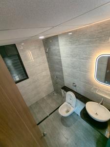 Bathroom Image of 900 Sq.ft 2 BHK Apartment / Flat for rent in Mantra Mirari, Mundhwa Pune for Rs. 43000