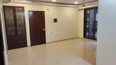 Living Room Image of 800 Sq.ft 2 BHK Apartment / Flat for sale in Khar West Mumbai for Rs. 42500000