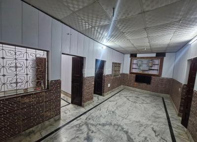 Balcony Image of 1200 Sq.ft 3 BHK Builder Floor for rent in Jaipur House Colony Agra for Rs. 10000