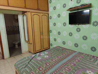 Bedroom Image of 1350 Sq.ft 2.5 BHK Apartment / Flat for sale in Satellite Ahmedabad for Rs. 7500000