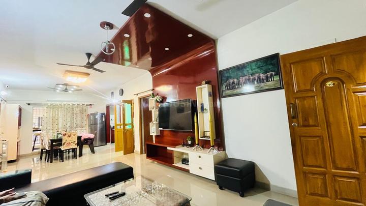 Elegant Embassy Main Image 1