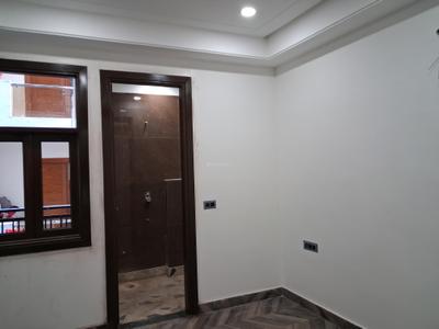 Bedroom Image of 1250 Sq.ft 3 BHK Apartment / Flat for sale in JMD Siddhi Vinayak, Sector 73 Noida for Rs. 6500098