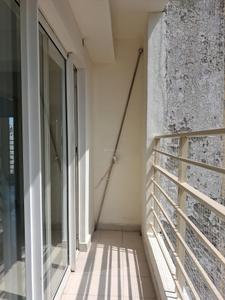 Drying Area Image of 925 Sq.ft 2 BHK Apartment / Flat for sale in Paras Tierea, Sector 137 Noida for Rs. 8000000