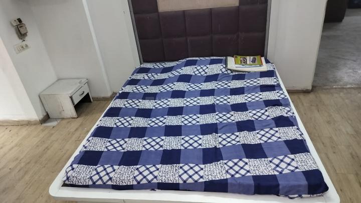 Bedroom Image of Surya PG in Satellite, Ahmedabad