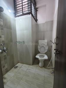 Bathroom Image of 1000 Sq.ft 2 BHK Builder Floor for rent in Sukhliya Indore for Rs. 21000
