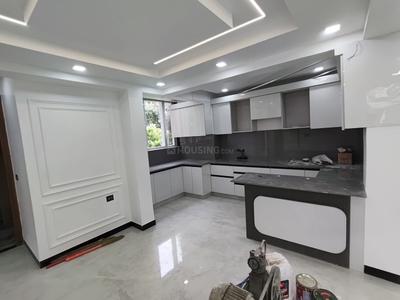 Kitchen Image of 2400 Sq.ft 4 BHK Apartment / Flat for rent in Hare Krishna Apartment, Bharat Vihar New Delhi for Rs. 55000