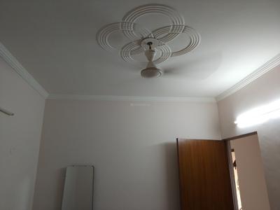 Bedroom Image of 1800 Sq.ft 3 BHK Builder Floor for rent in Mansarover Garden New Delhi for Rs. 48000
