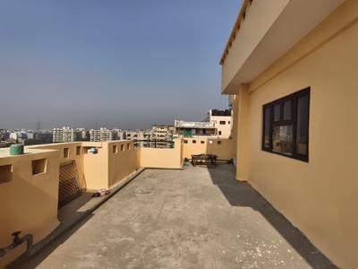 Balcony Image of 2000 Sq.ft 4 BHK Apartment / Flat for sale in Madhur Jeevan Apartments, Sector 56 Gurgaon for Rs. 25100000